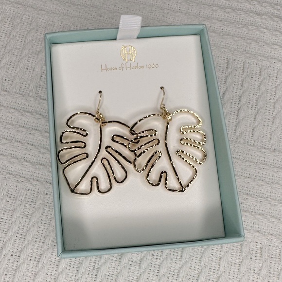 House of Harlow 1960 Gold Tone Monstera Earrings - Picture 1 of 1